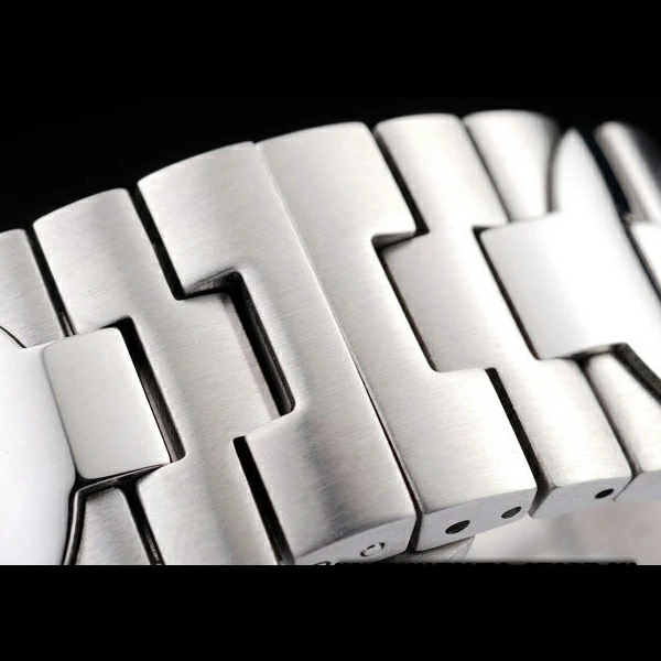 Panerai Luminor Brushed Stainless Steel Case White Dial Stainless Steel Strap new58189