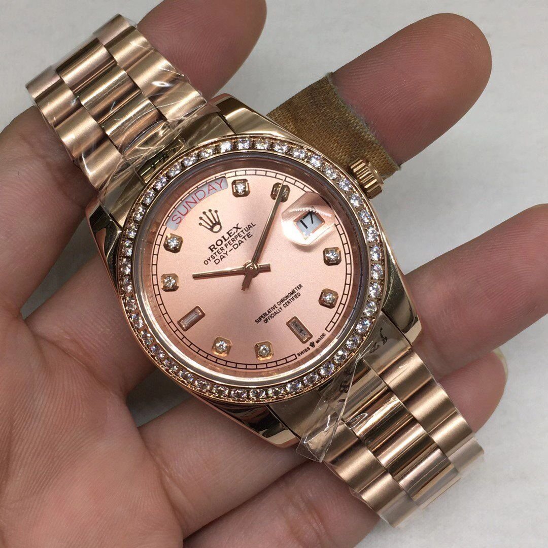 Replica Rolex Day Date Diamond Bezel Rose Gold Watch New25003