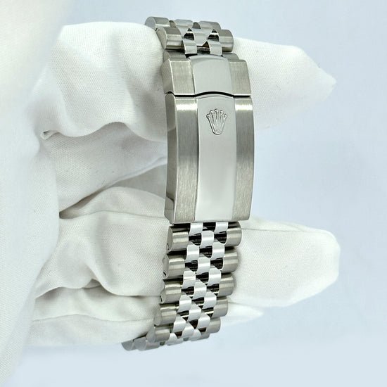 Rolex Replica Watch Sky-Dweller, 42mm, Oystersteel and 18k White Gold, Blue, Jubilee, 336934-0006