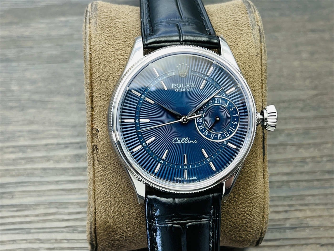 VR Factory Rolex Cellini Blue Dial Replica – M50519-0015 White Gold 39mm