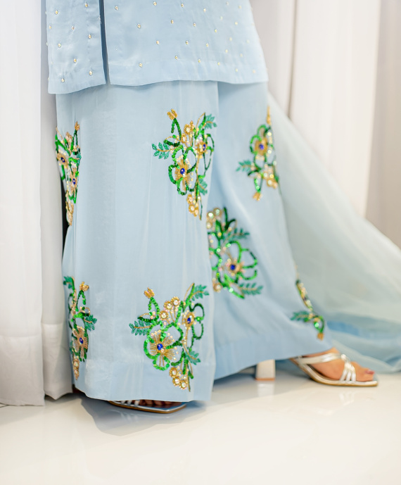 Pale Azure Silk - Image 4